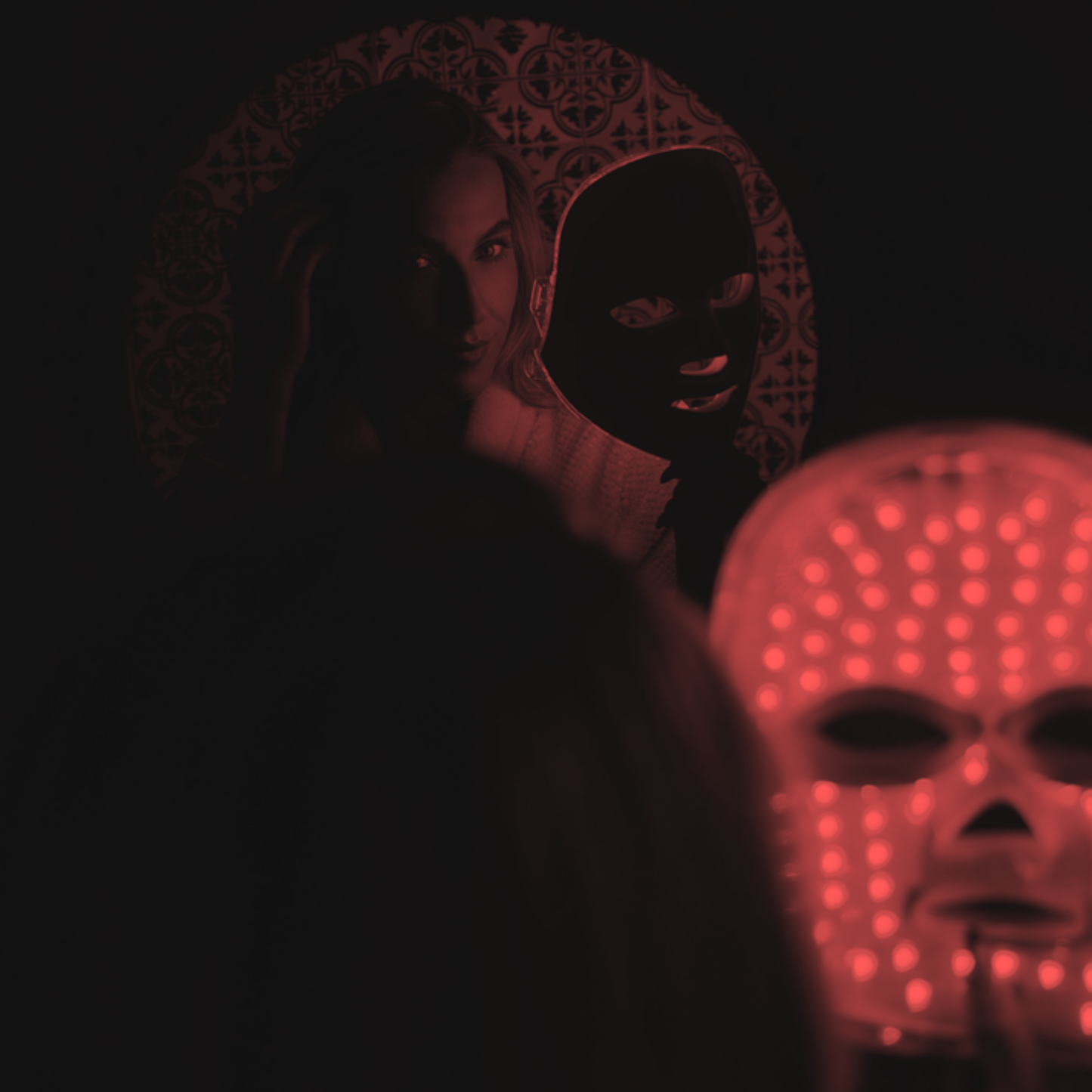Calvonic™ - LED Face Mask